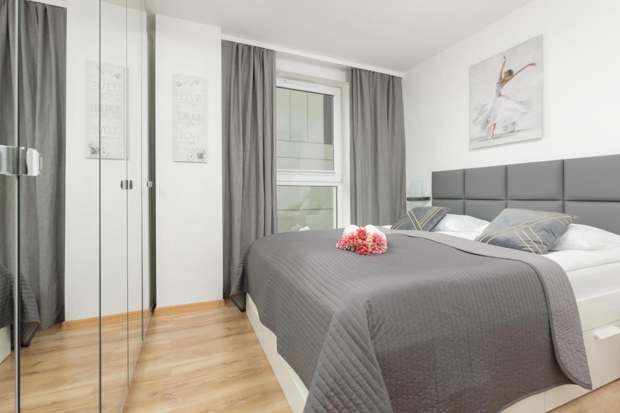 Warszawa Wawrzyszewska Apartment By Noclegi Renters Екстериор снимка